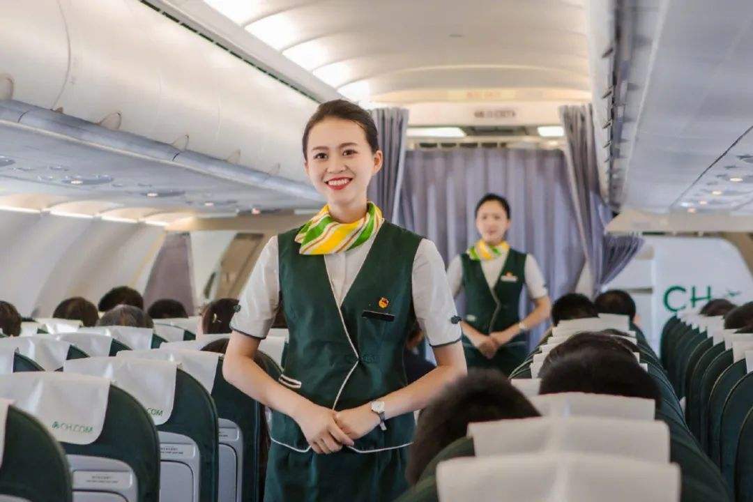 「社招岗位」春秋航空招聘机组勤务保障人员、人事专员、运行指挥员